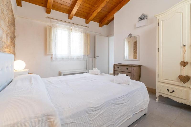 Baglio Cella - Appartamenti Per Vacanze Модика Экстерьер фото